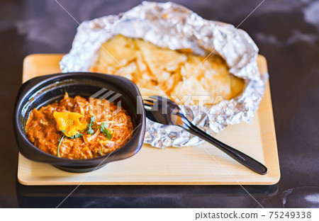 Curry takeout [with corona new normal] 75249338