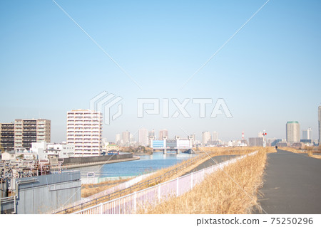 Scenery of Arakawa Bank / Shinden, Adachi-ku, Tokyo 75250296