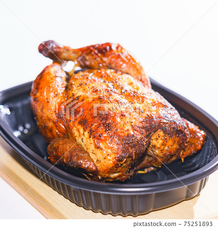 Roast chicken roasted takeout [with corona new normal] 75251893