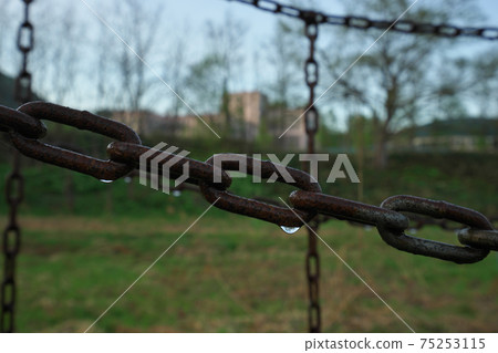 被遺忘的玩具 75253115