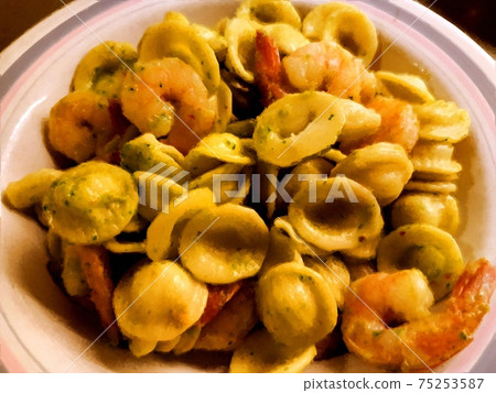 A plate of orecchiette with shrimps and chilli. Digital painting style. 75253587