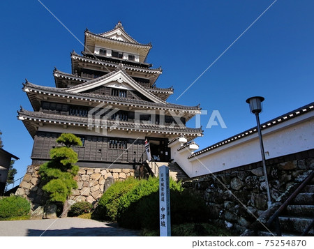 中津城（本丸側） 75254870