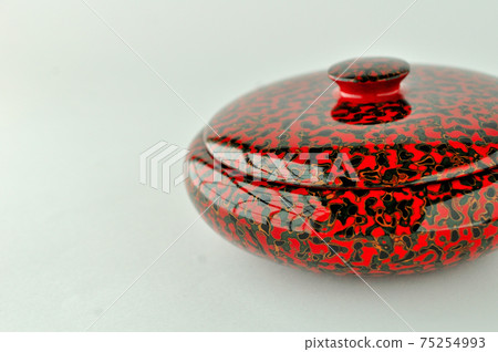 Tsugaru painted confectionery 75254993