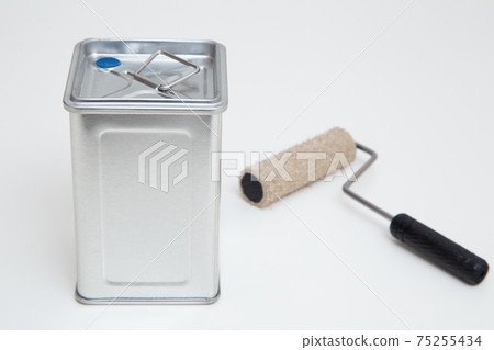 Commercial paints and paint rollers 75255434