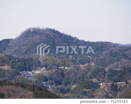 從奈良縣王子市妙神山看到的滋賀山的長草寺寺（利春市常胜山町） 75255583