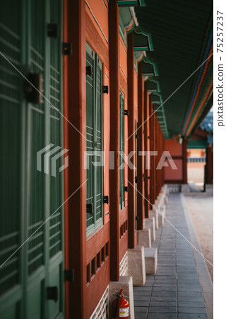 The appearance of the palace where you can see the architectural history of Korea, Gyeongbokgung Palace, Changgyeonggung Palace 75257237