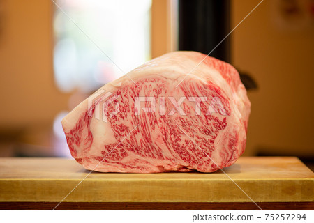 sirloin steak sirloin steak 75257294