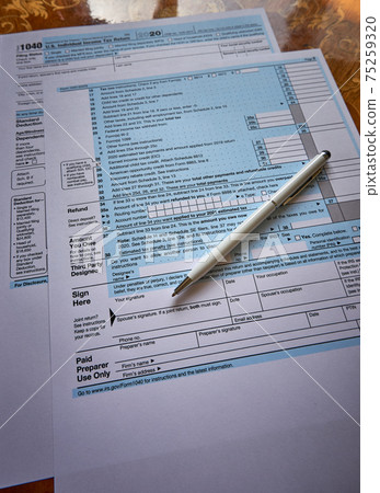 US 1040 Tax Form US 1040 Tax Form 75259320