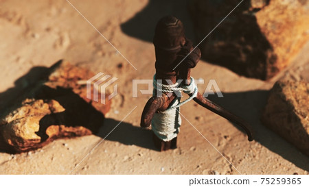 old abandoned hand water pump in desert old abandoned hand water pump in desert 75259365