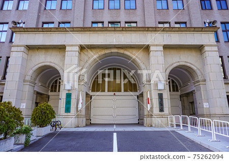 財政部 財政部 75262094