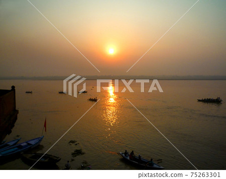 Sunrise [Ganges River] India 2009 75263301