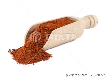 Tandoori Masala mix of spices in wooden scoop 75270724