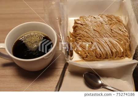 Mont Blanc, the dessert I got for Valentine's Day 75274186