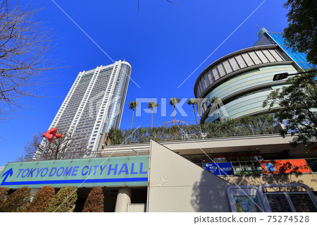 東京巨蛋城與港口和東京巨蛋酒店相遇 東京巨蛋城與港口和東京巨蛋酒店相遇 75274528