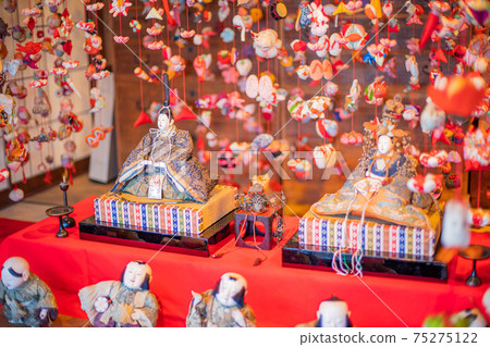 (Shizuoka Prefecture) Hina no Yakata Mukai-an Hanging Hina 75275122