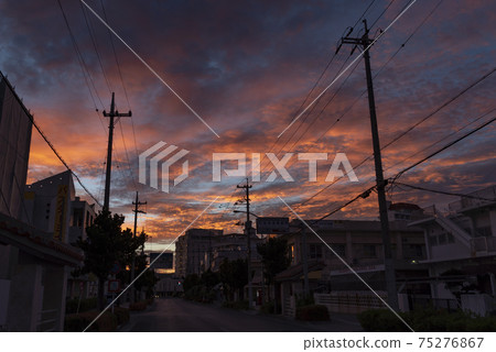 Townscape and sunrise near Ishigaki Port (Ishigaki Island, Okinawa Prefecture) 75276867