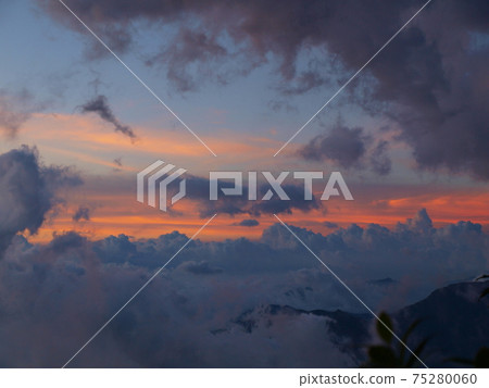 喜多麗黃昏雲彩 喜多麗黃昏雲彩 75280060