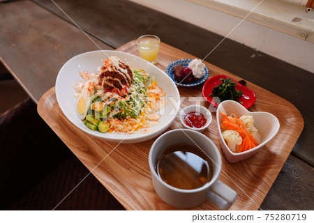 Taco rice Okinawan cuisine Mexican-style American cuisine Taco rice Okinawan cuisine Mexican-style American cuisine 75280719