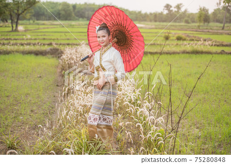 Thai Woman In Traditional Costume Of Thailand. Thai Woman In Traditional Costume Of Thailand. 75280848