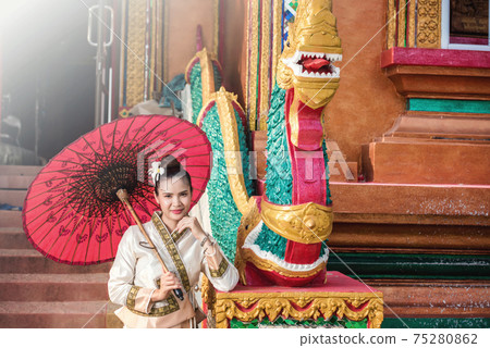 Thai Woman In Traditional Costume Of Thailand. Thai Woman In Traditional Costume Of Thailand. 75280862