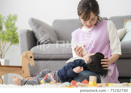 Home dispatch babysitter service image Home dispatch babysitter service image 75282780