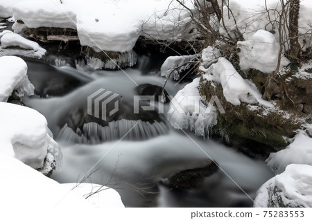 Oirase winter scene Oirase winter scene 75283553