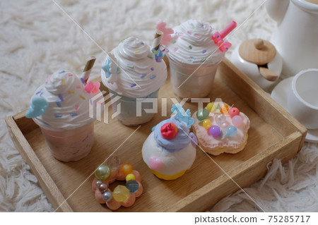 手工黏土和木製茶具女孩的遊戲屋 75285717