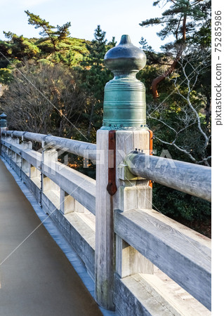 Giboshi of Uji Bridge Giboshi of Uji Bridge 75285986