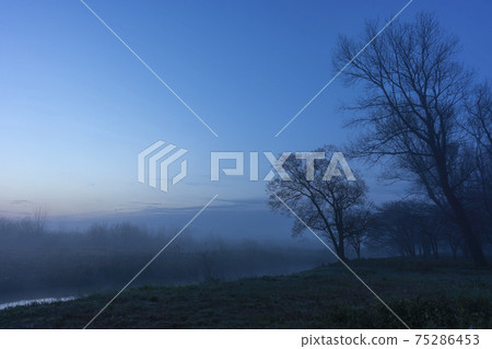 Scenery of Ogata village before dawn Scenery of Ogata village before dawn 75286453