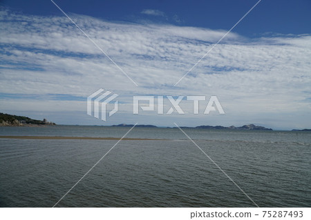 Sea of clouds 75287493