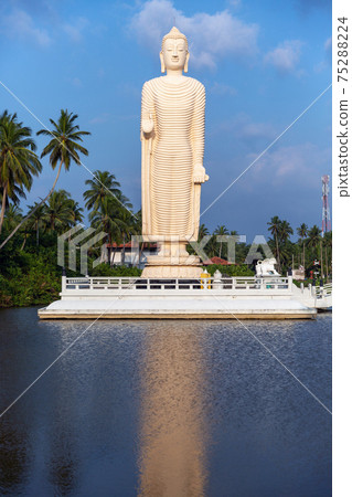 Buddha Statue - Tsunami Memorial in Peraliya, Sri Lanka Buddha Statue - Tsunami Memorial in Peraliya, Sri Lanka 75288224