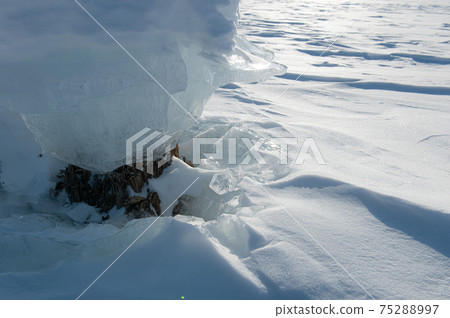 Lake Nukabira, winter-only art 75288997