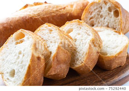 French bread  75292440