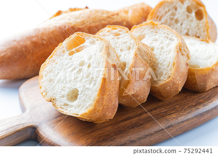 French bread  75292441