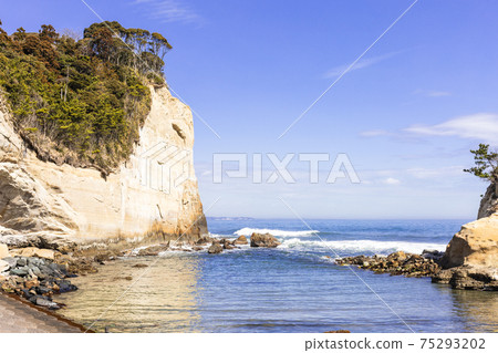 Takado Obama Beach, Takahagi City, Ibaraki Prefecture 75293202