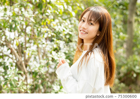 美麗的日本女性 75300600