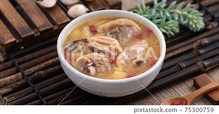 蒜頭雞 蒜頭雞湯 台灣 食物 garlic chicken soup ニンニクチキンスープ 蒜頭雞 蒜頭雞湯 台灣 食物 garlic chicken soup ニンニクチキンスープ 75300759