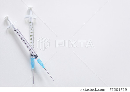 注射器和針頭照片素材圖片 注射器和針頭照片素材圖片 75301739