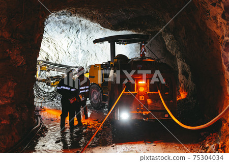 gold mining tunnel equipment bore drilling mine gold mining tunnel equipment bore drilling mine 75304034