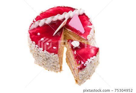 sponge cake isolated 75304952