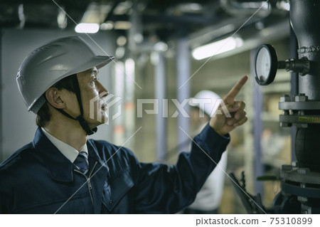 業務維護檢查男 75310899