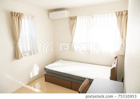 Bedroom new life living alone Bedroom new life living alone 75310953