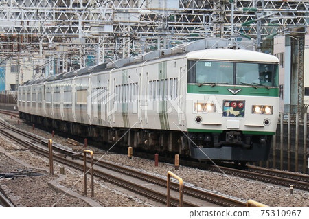 Series 185 75310967