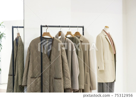 Apparel shop scenery unmanned 75312956