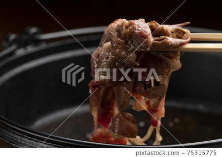 Kansai style sukiyaki 75315775