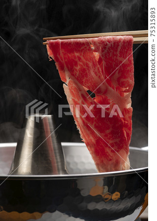 Beef shabu-shabu pot Beef shabu-shabu pot 75315893