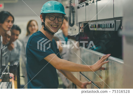 factories, factory, person 75316528