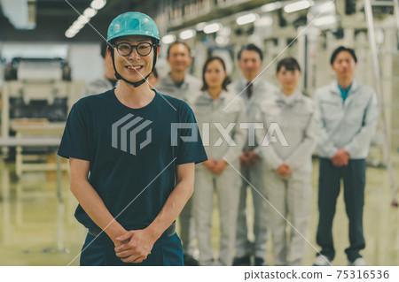 factories, factory, blue collar worker 75316536