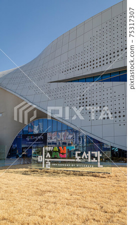 Uijeongbu Art Library. 6 Uijeongbu Art Library. 6 75317307