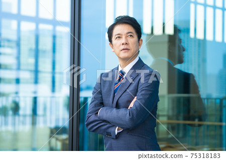Work image of middle businessman Work image of middle businessman 75318183
